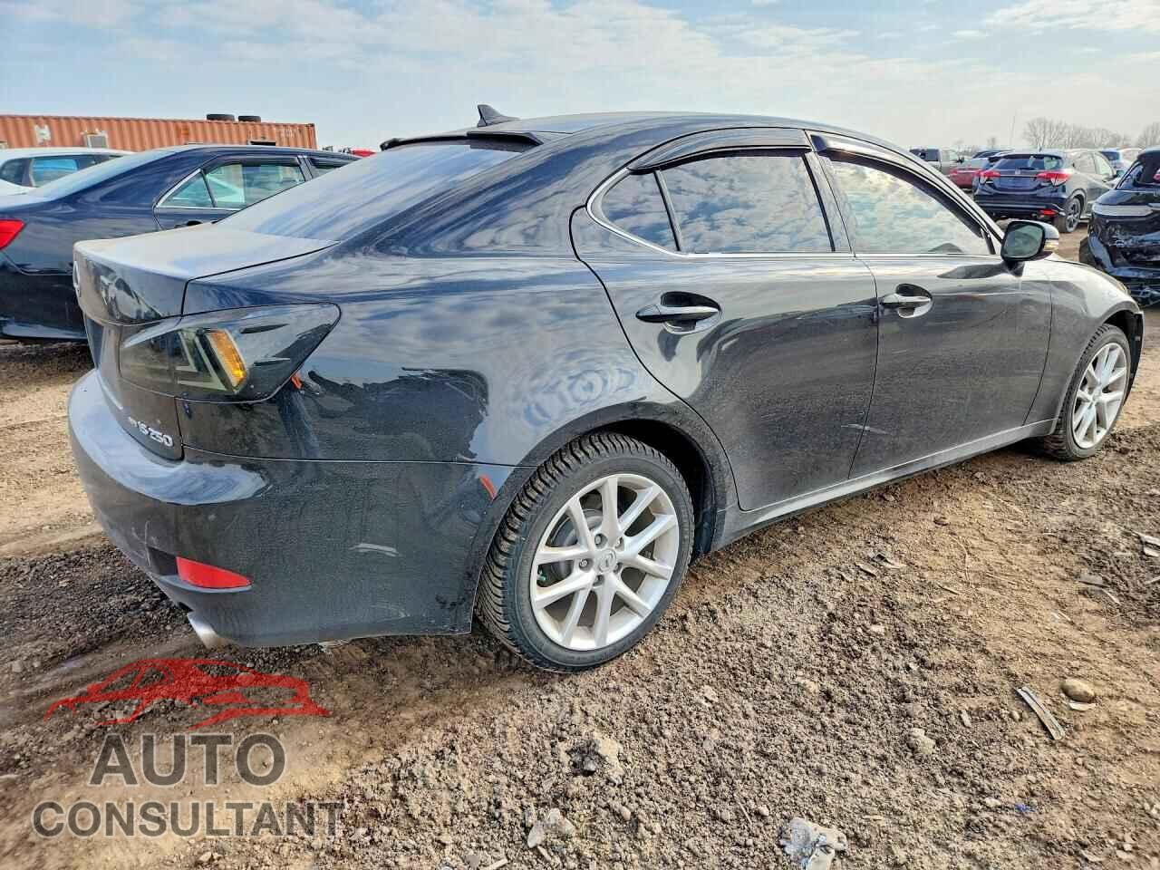 LEXUS IS 2011 - JTHCF5C2XB2035205