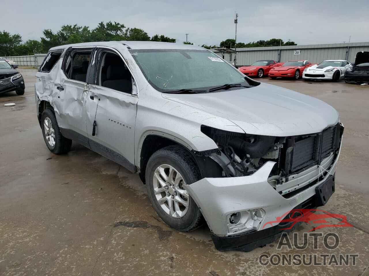 CHEVROLET TRAVERSE 2019 - 1GNERFKW3KJ107354