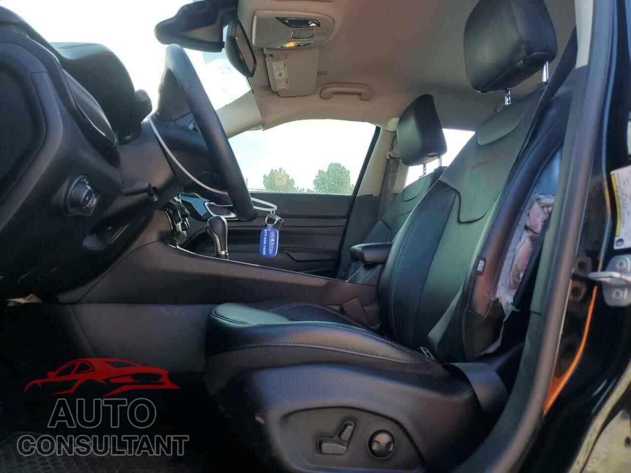 JEEP COMPASS 2022 - 3C4NJDDB3NT211743