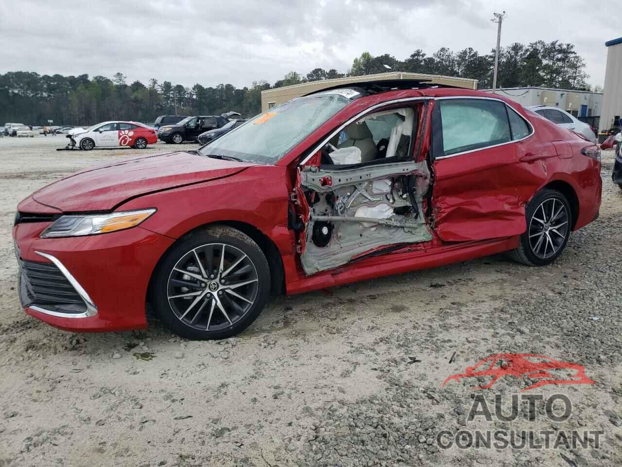 TOYOTA CAMRY 2024 - 4T1F11AK2RU216639