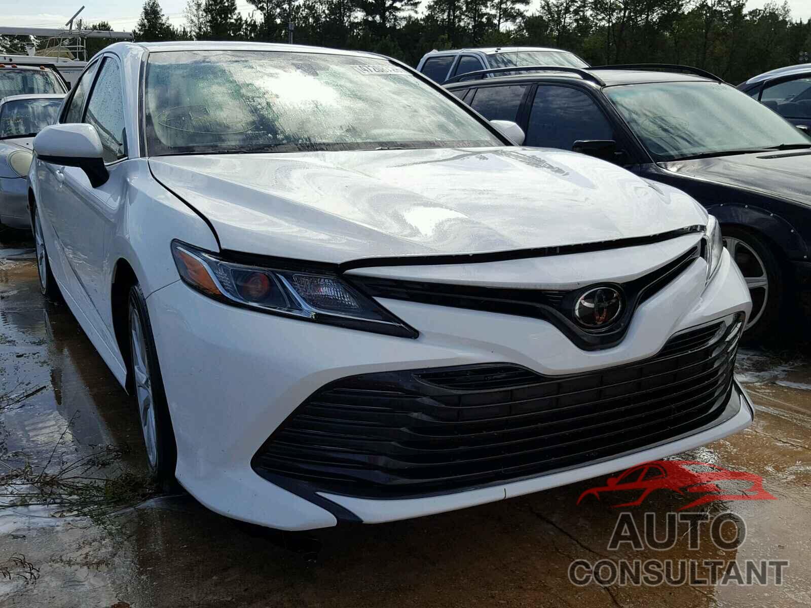 TOYOTA CAMRY 2018 - JTNB11HK0J3018737