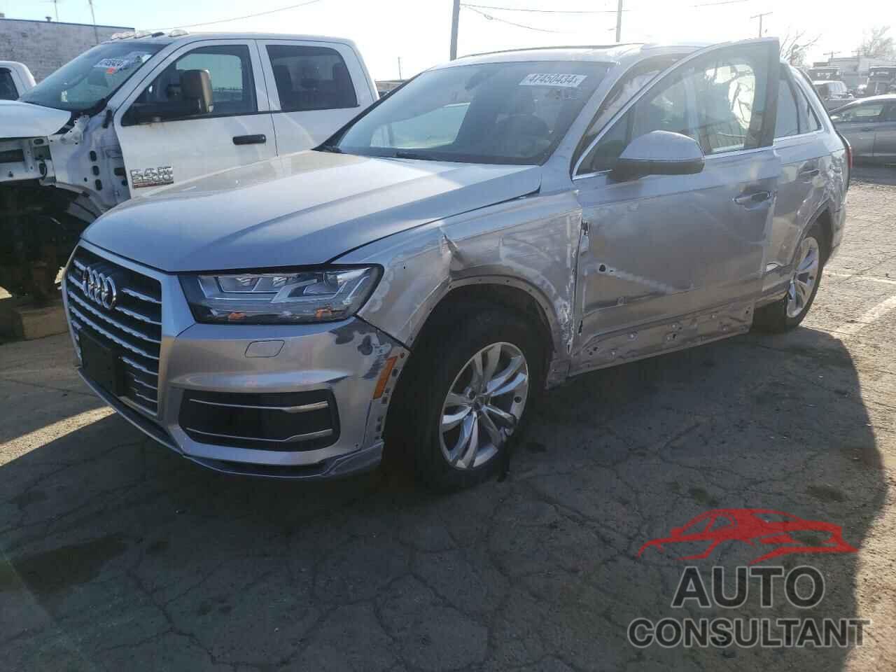 AUDI Q7 2018 - WA1LAAF70JD032200