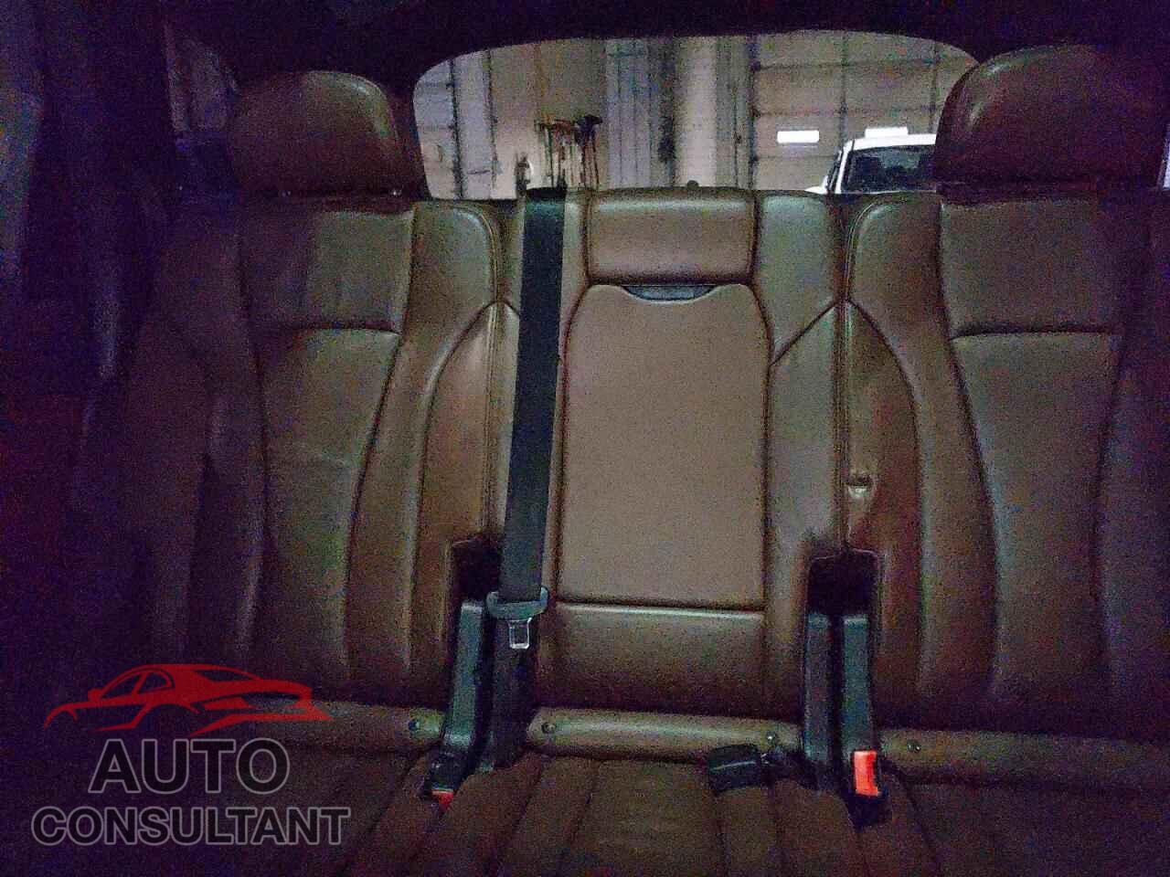 AUDI Q7 2017 - WA1LAAF70HD034474
