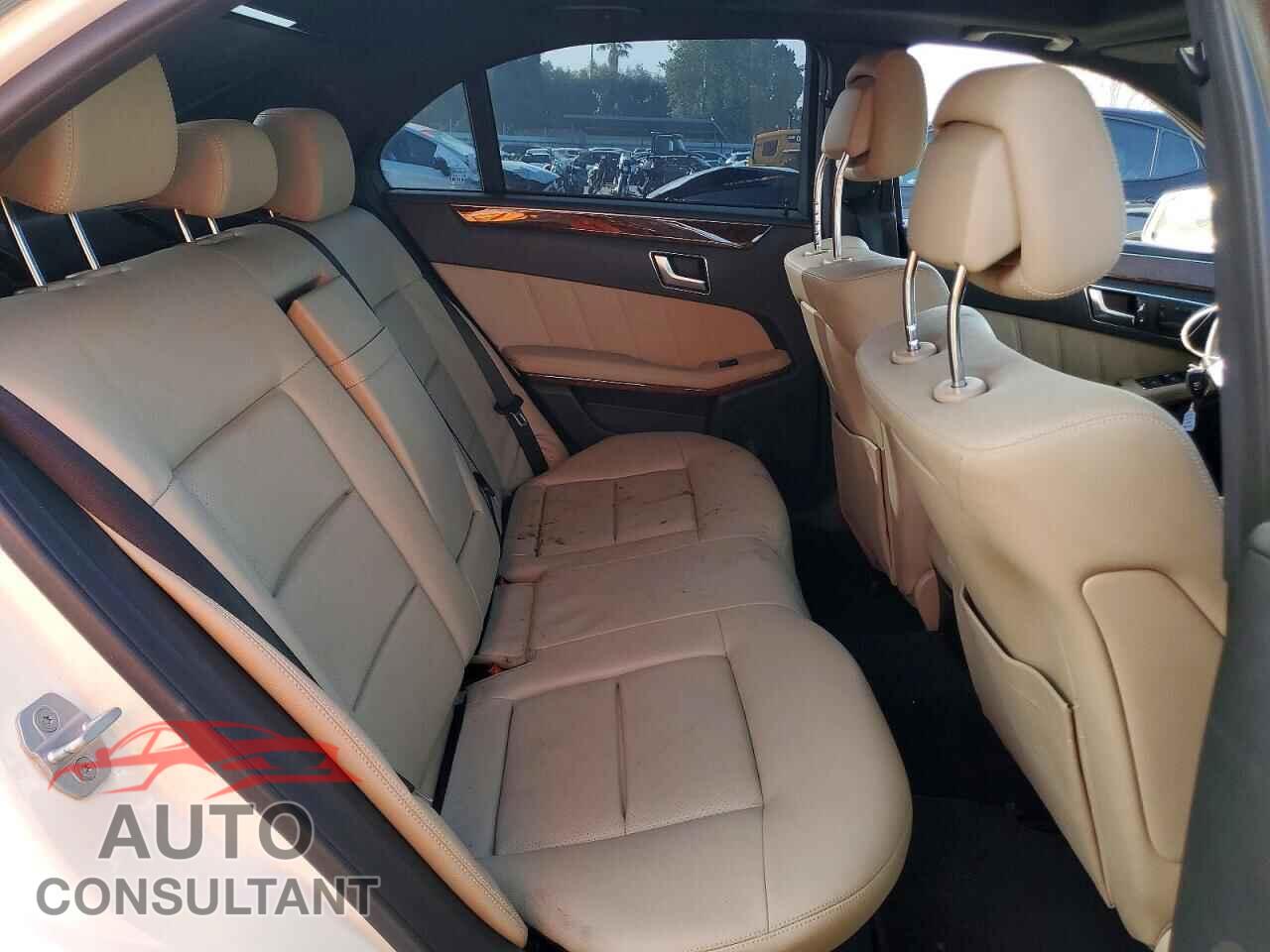 MERCEDES-BENZ E-CLASS 2012 - WDDHF5KB2CA650515