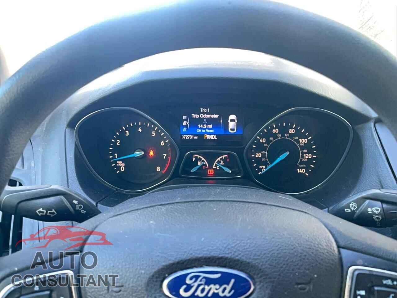 FORD FOCUS 2017 - 1FADP3E21HL263221