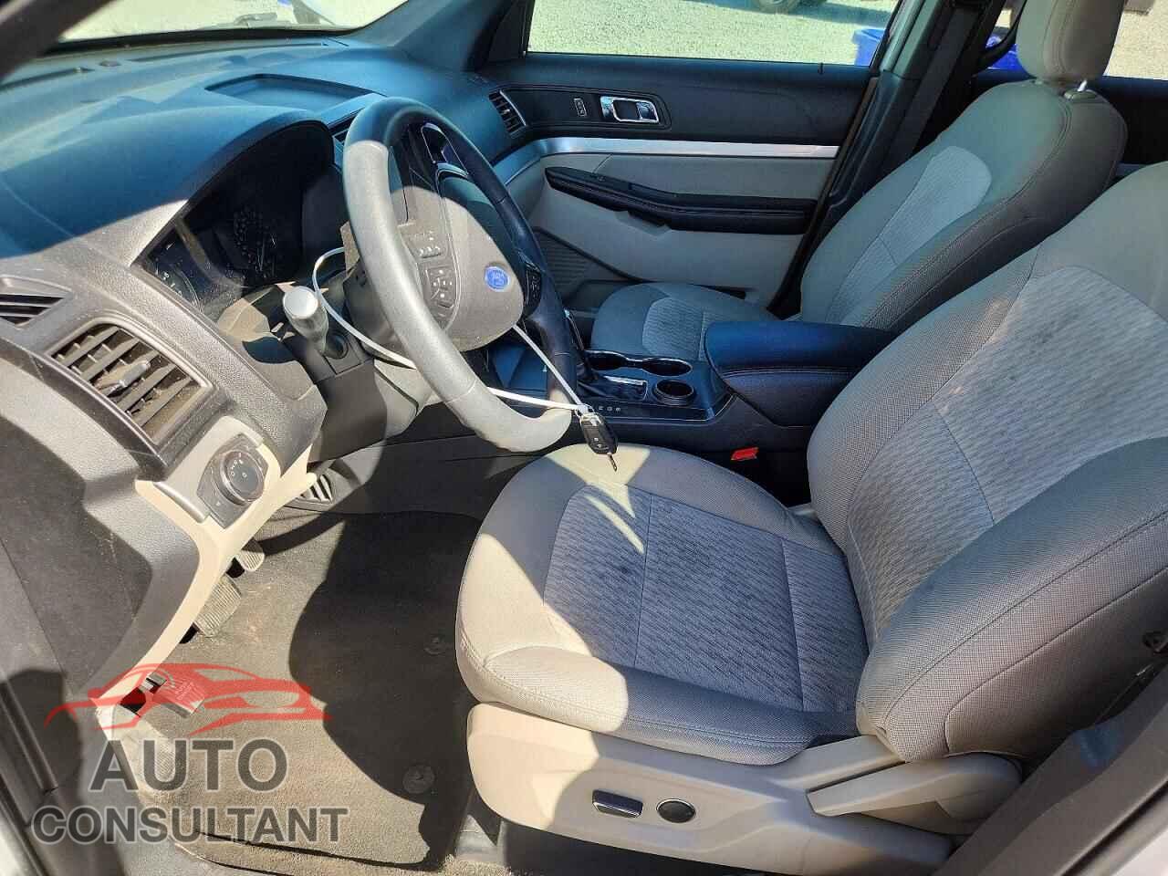 FORD EXPLORER 2018 - 1FM5K7B83JGC13556