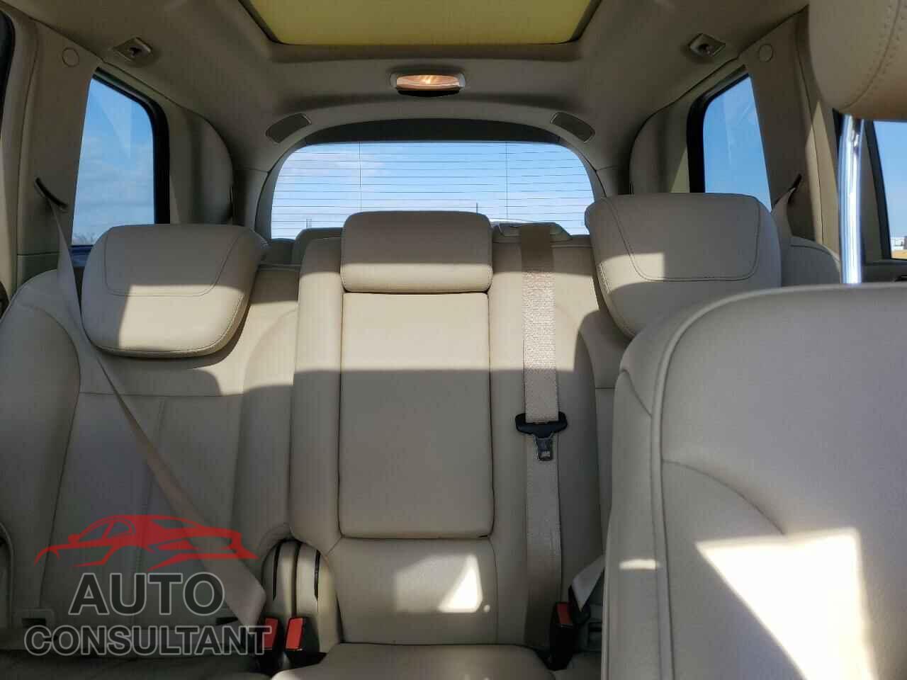 MERCEDES-BENZ GL-CLASS 2012 - 4JGBF2FE3CA768359
