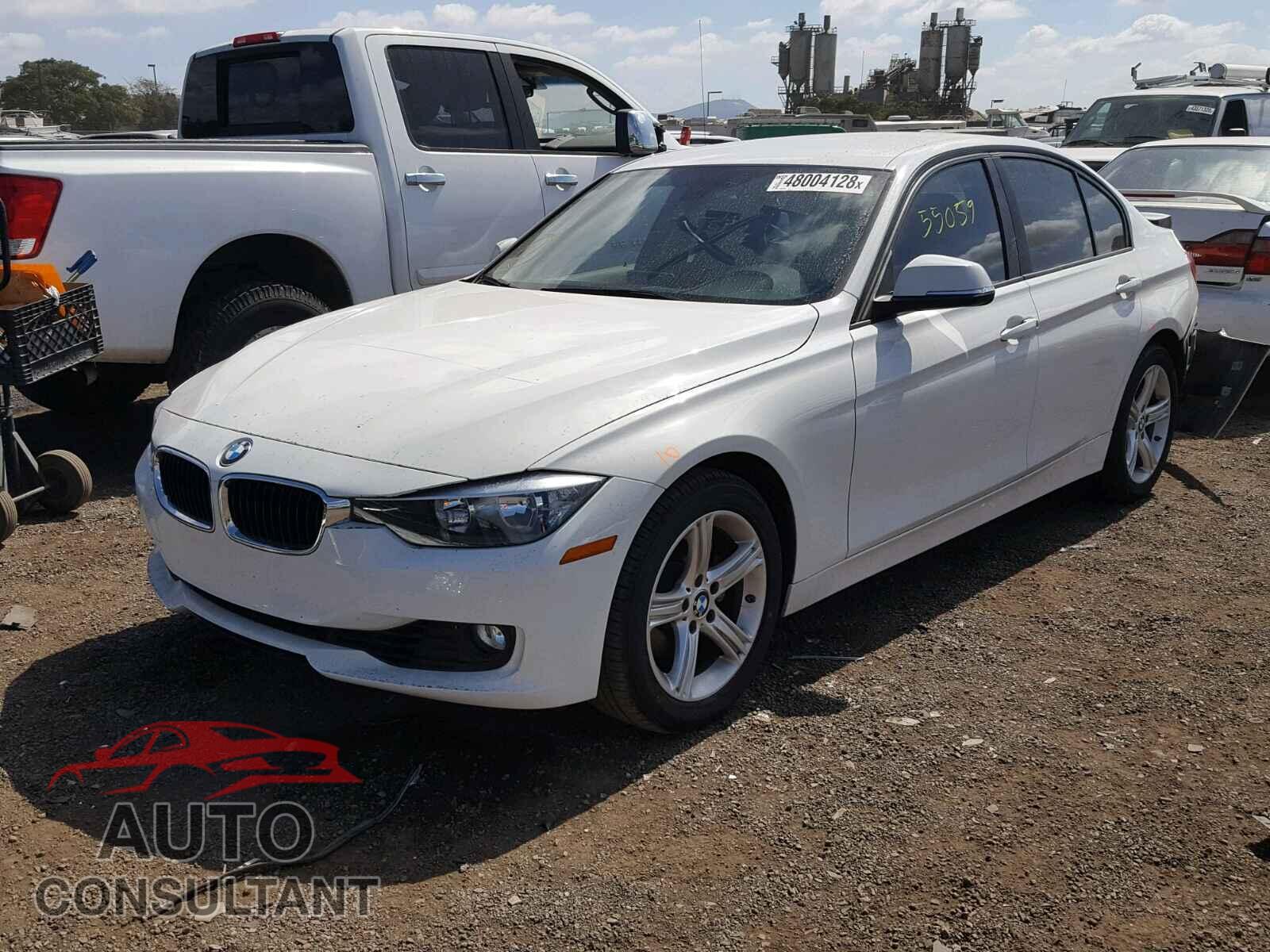 BMW 3 SERIES 2015 - WBA3A5C54FF608525