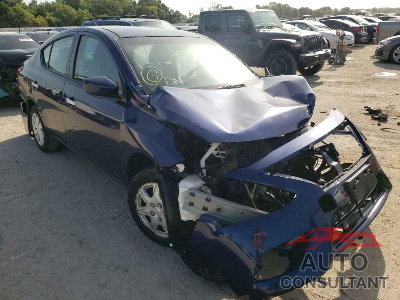 NISSAN VERSA 2019 - 3N1CN7AP1KL842082