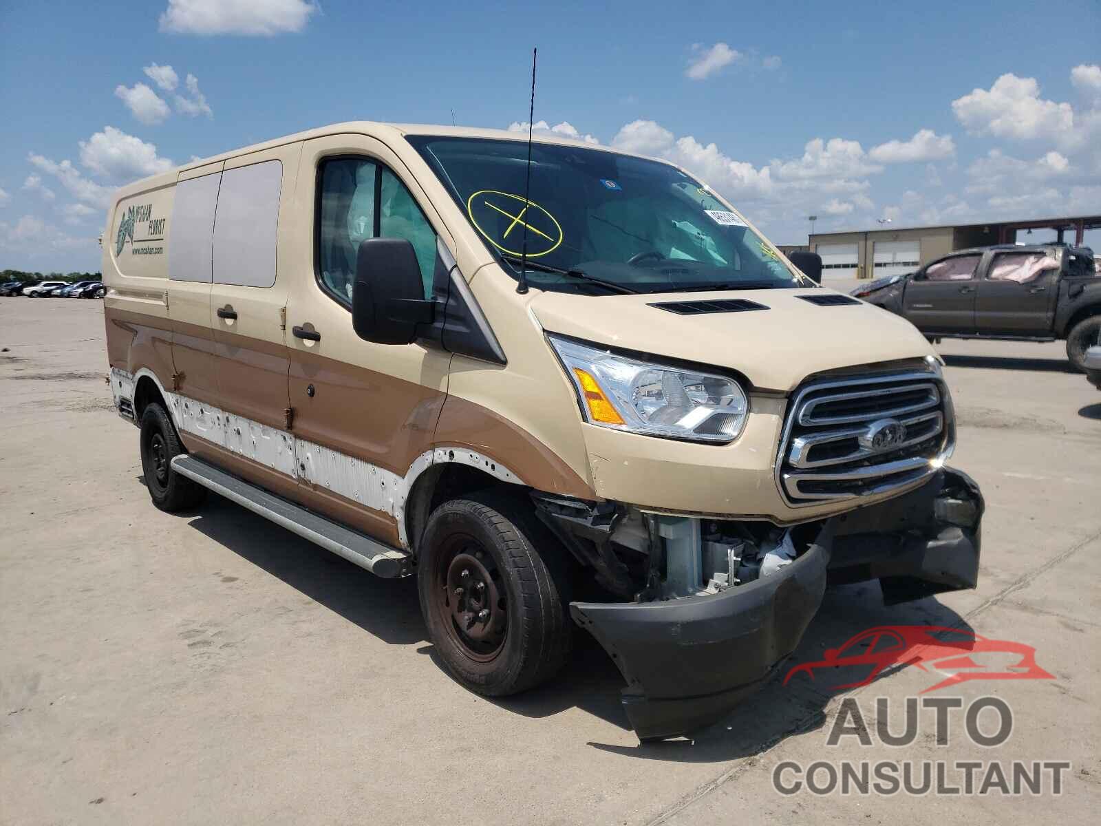 FORD TRANSIT CO 2018 - 1FTYR1ZM2JKB16780