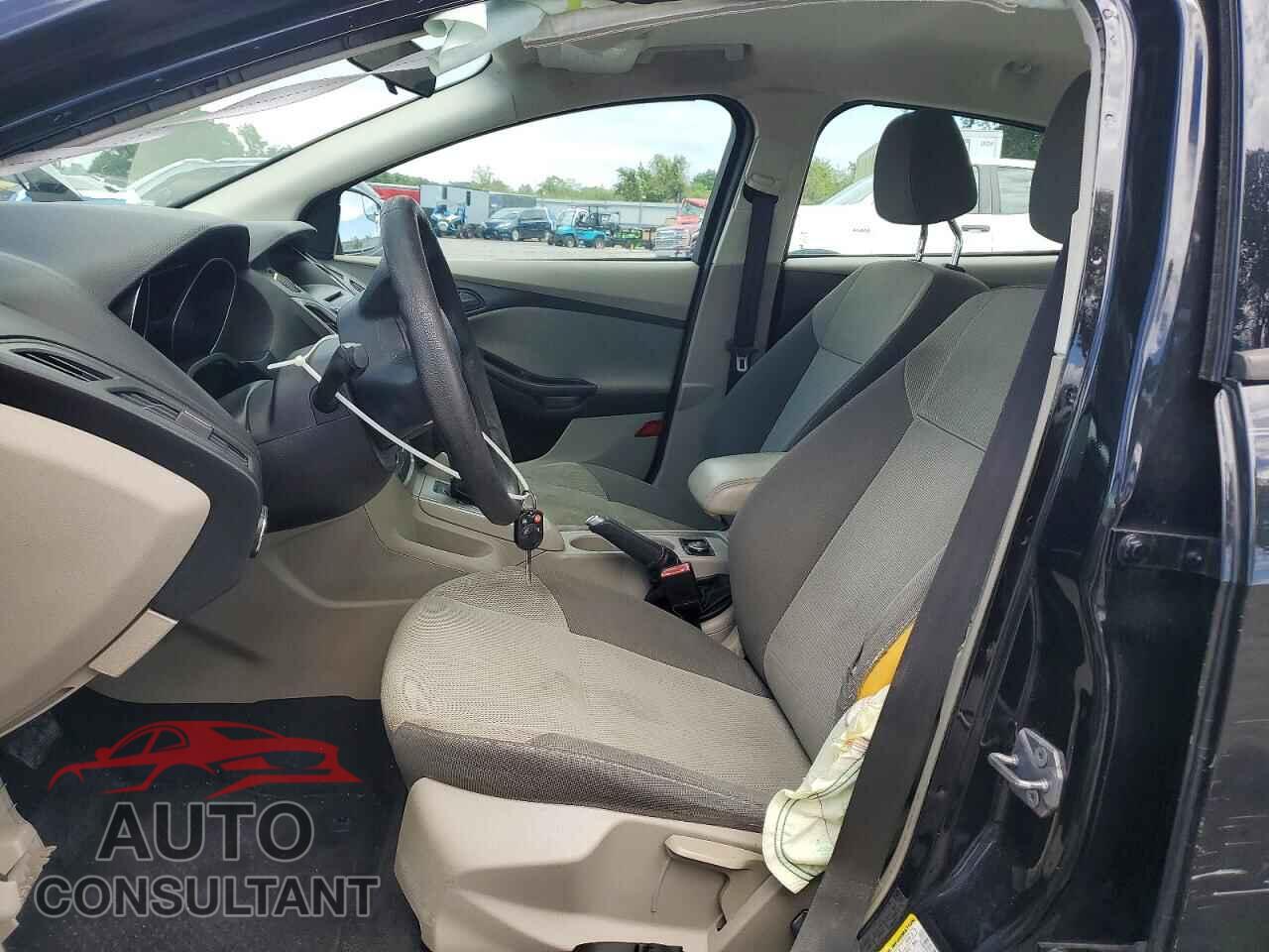 FORD FOCUS 2012 - 1FAHP3F2XCL370101