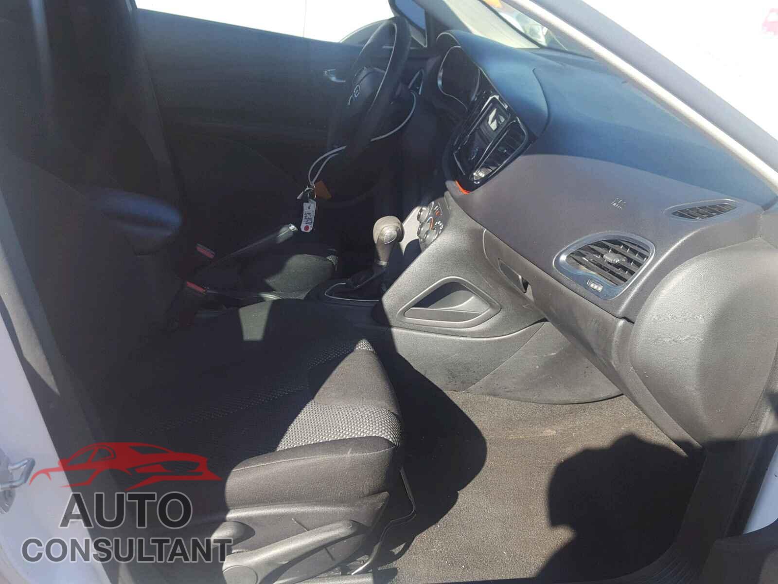 DODGE DART 2015 - 1C3CDFAA2FD402958