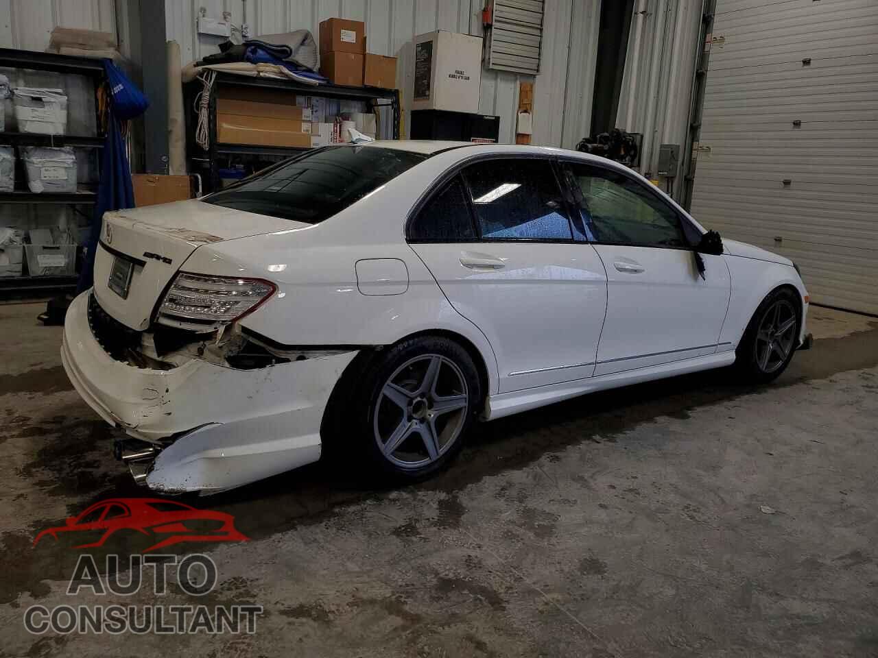 MERCEDES-BENZ C-CLASS 2013 - WDDGF4HB2DA803490