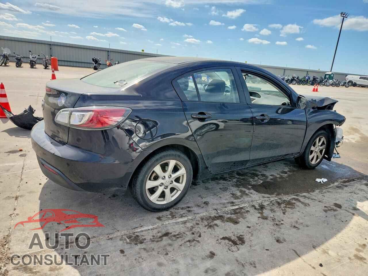 MAZDA 3 2011 - JM1BL1VF4B1498994