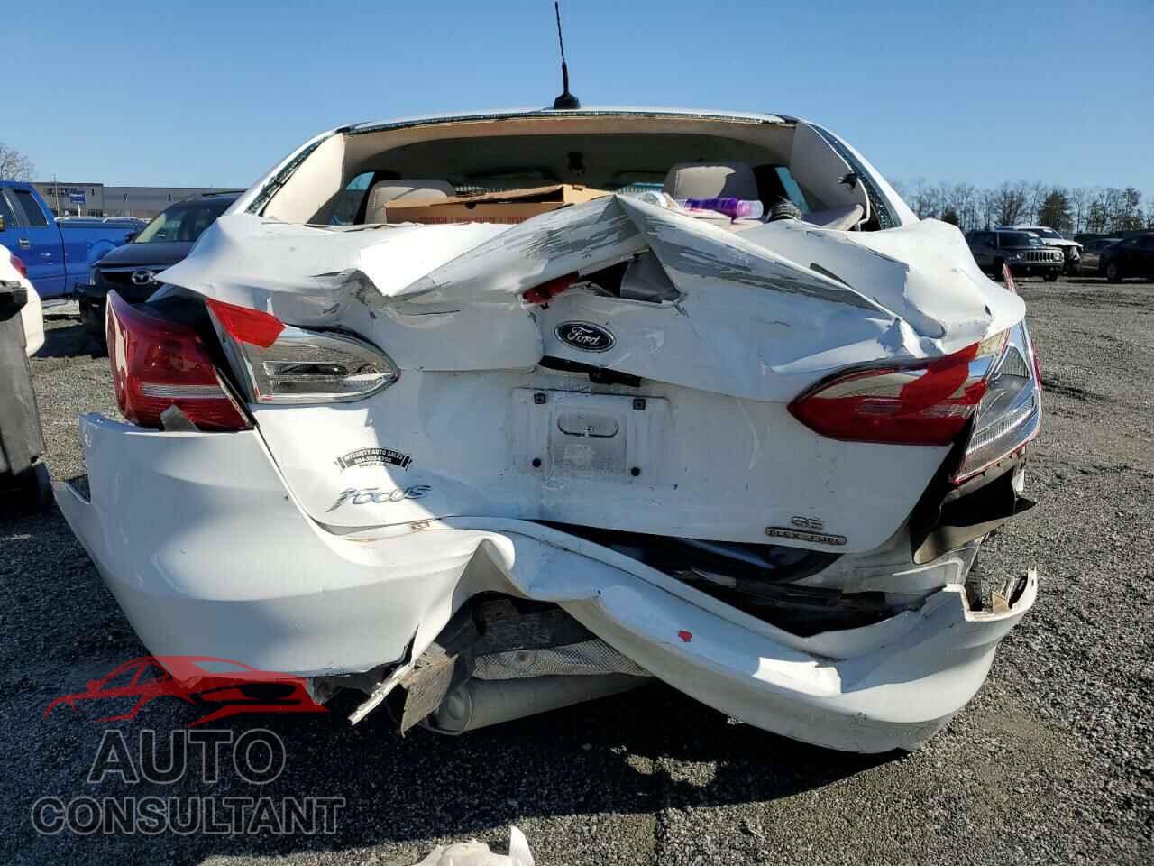 FORD FOCUS 2015 - 1FADP3F29FL224193