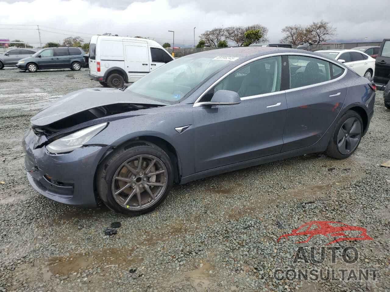 TESLA MODEL 3 2018 - 5YJ3E1EA6JF037109