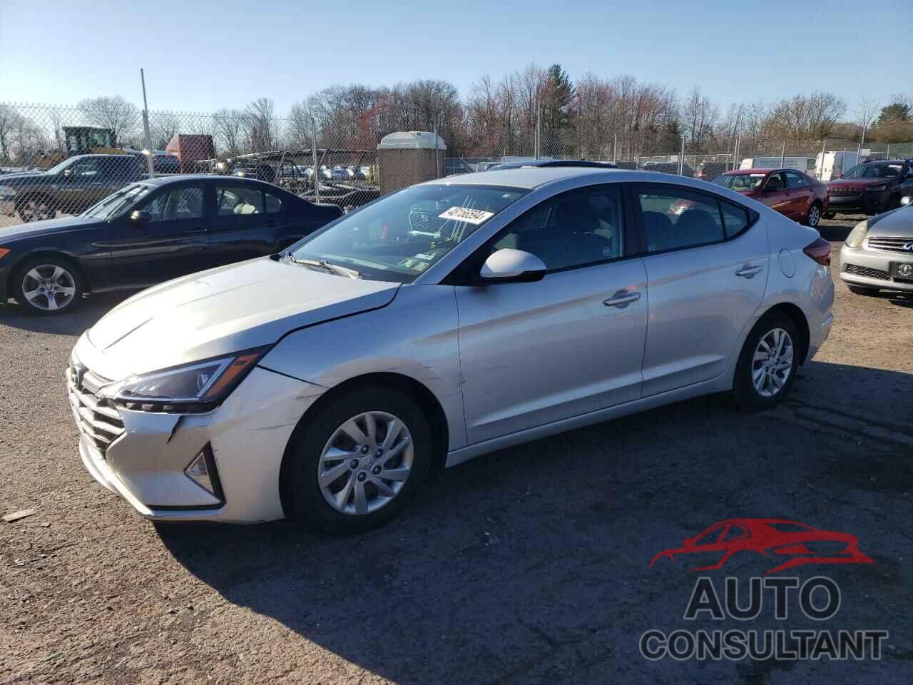 HYUNDAI ELANTRA 2019 - KMHD74LF8KU761077