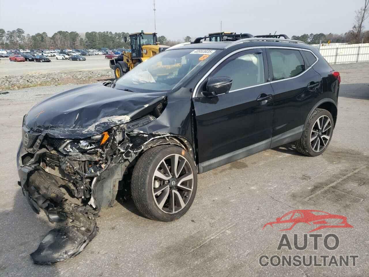NISSAN ROGUE 2018 - JN1BJ1CPXJW500639