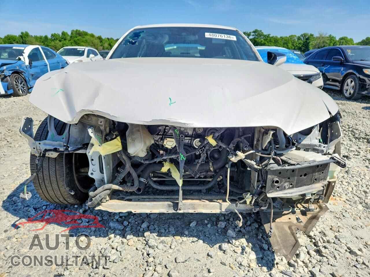 LEXUS IS 2022 - JTHAA1D25N5120968