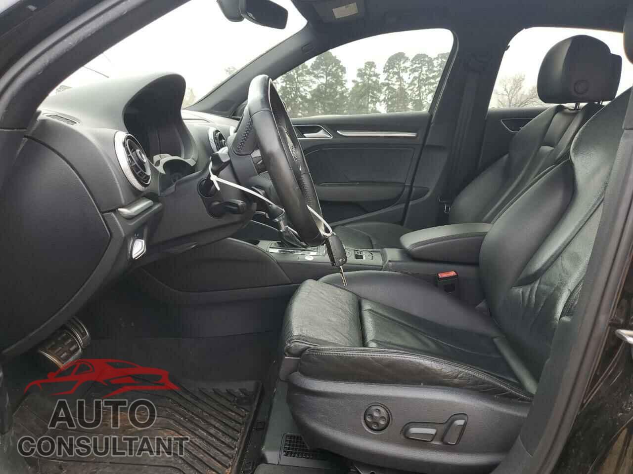 AUDI A3 2017 - WAUJ8GFF0H1018678