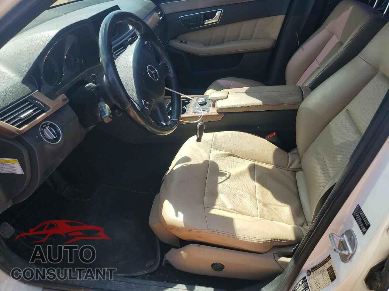 MERCEDES-BENZ E-CLASS 2012 - WDDHF5KB3CA564095