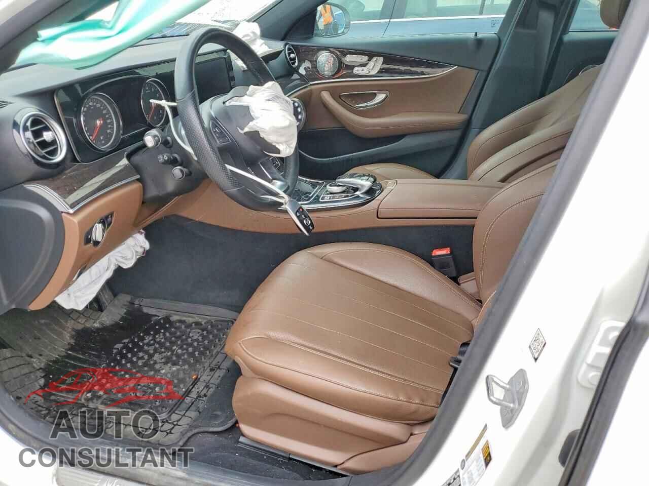 MERCEDES-BENZ E-CLASS 2017 - WDDZF4KB0HA158555