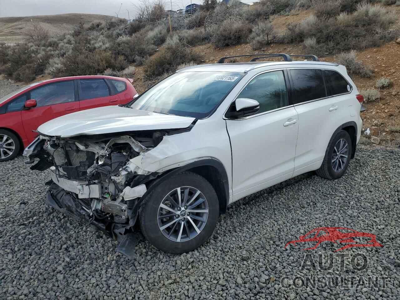 TOYOTA HIGHLANDER 2018 - 5TDJZRFH2JS534045