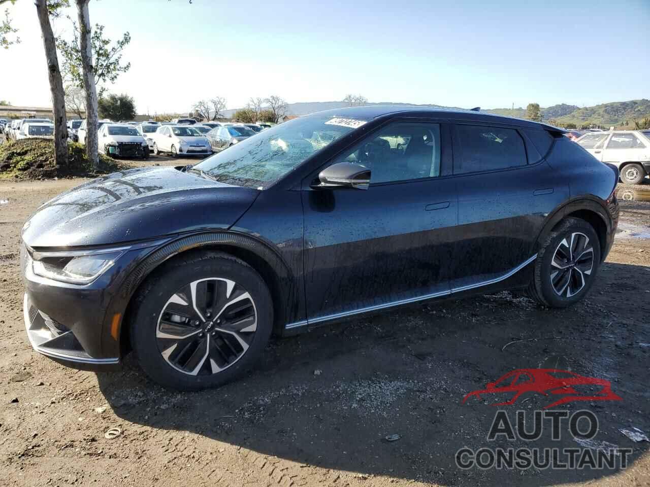 KIA EV6 LIGHT 2023 - KNDC34LA9P5602764