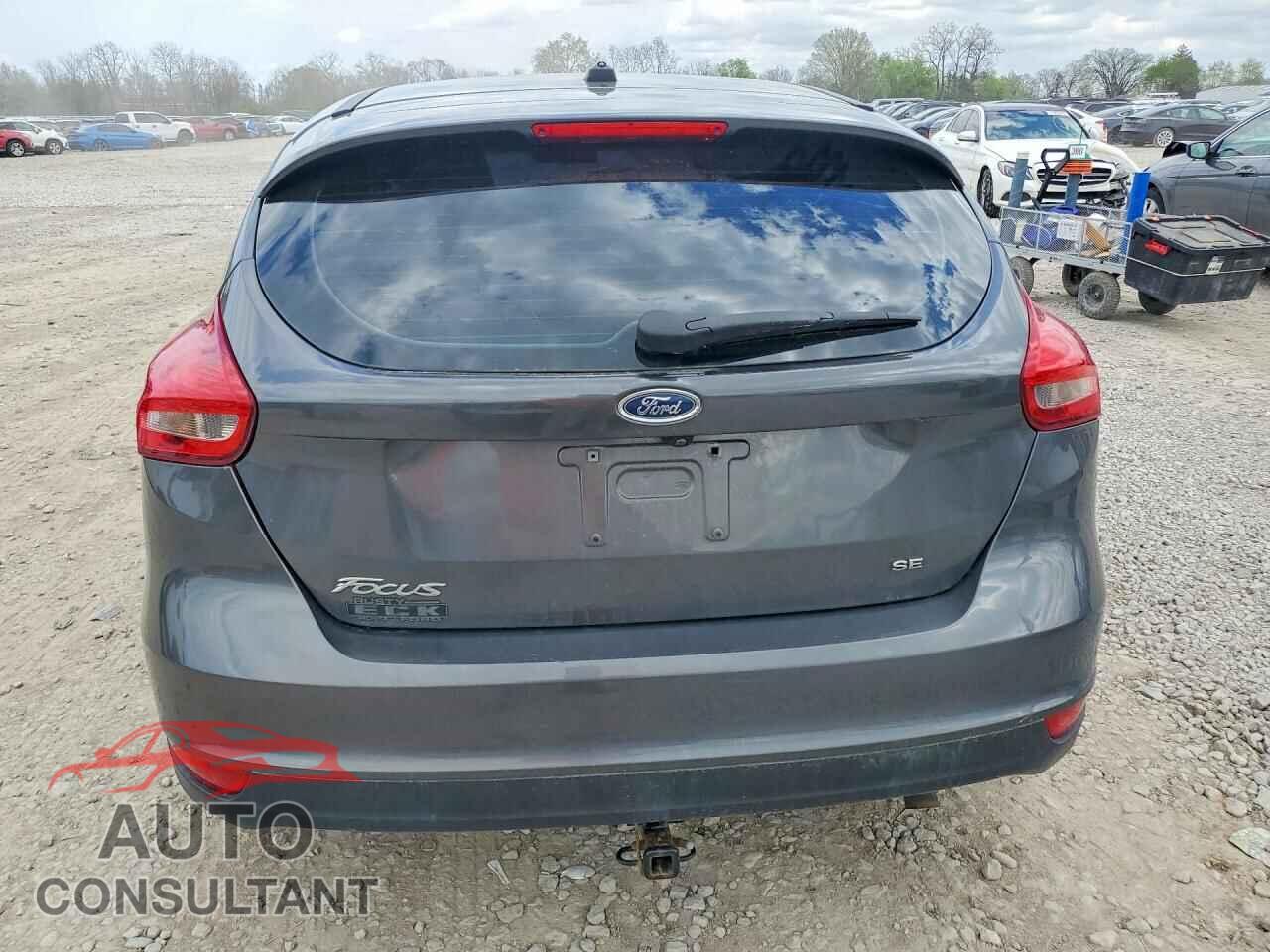 FORD FOCUS 2017 - 1FADP3K21HL324748