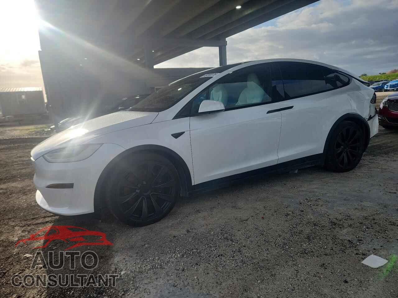 TESLA MODEL X 2022 - 7SAXCBE63NF343590