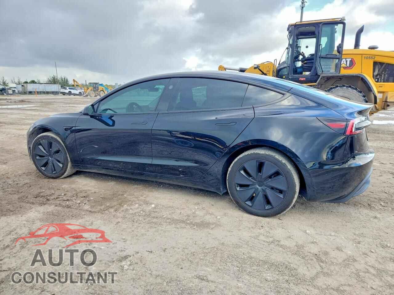 TESLA MODEL 3 2024 - 5YJ3E1EA2RF721179