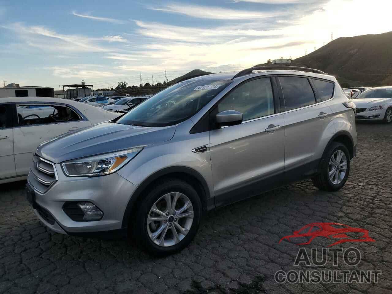 FORD ESCAPE 2018 - 1FMCU0GD2JUC61369