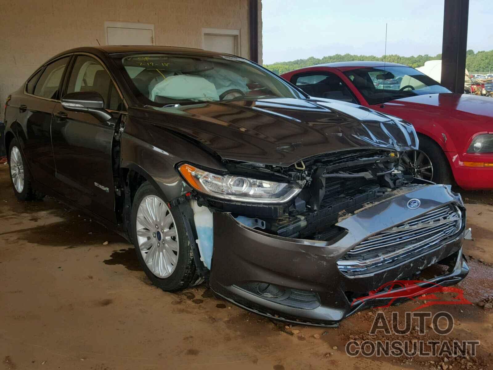FORD FUSION 2015 - 3FA6P0LU6FR288206