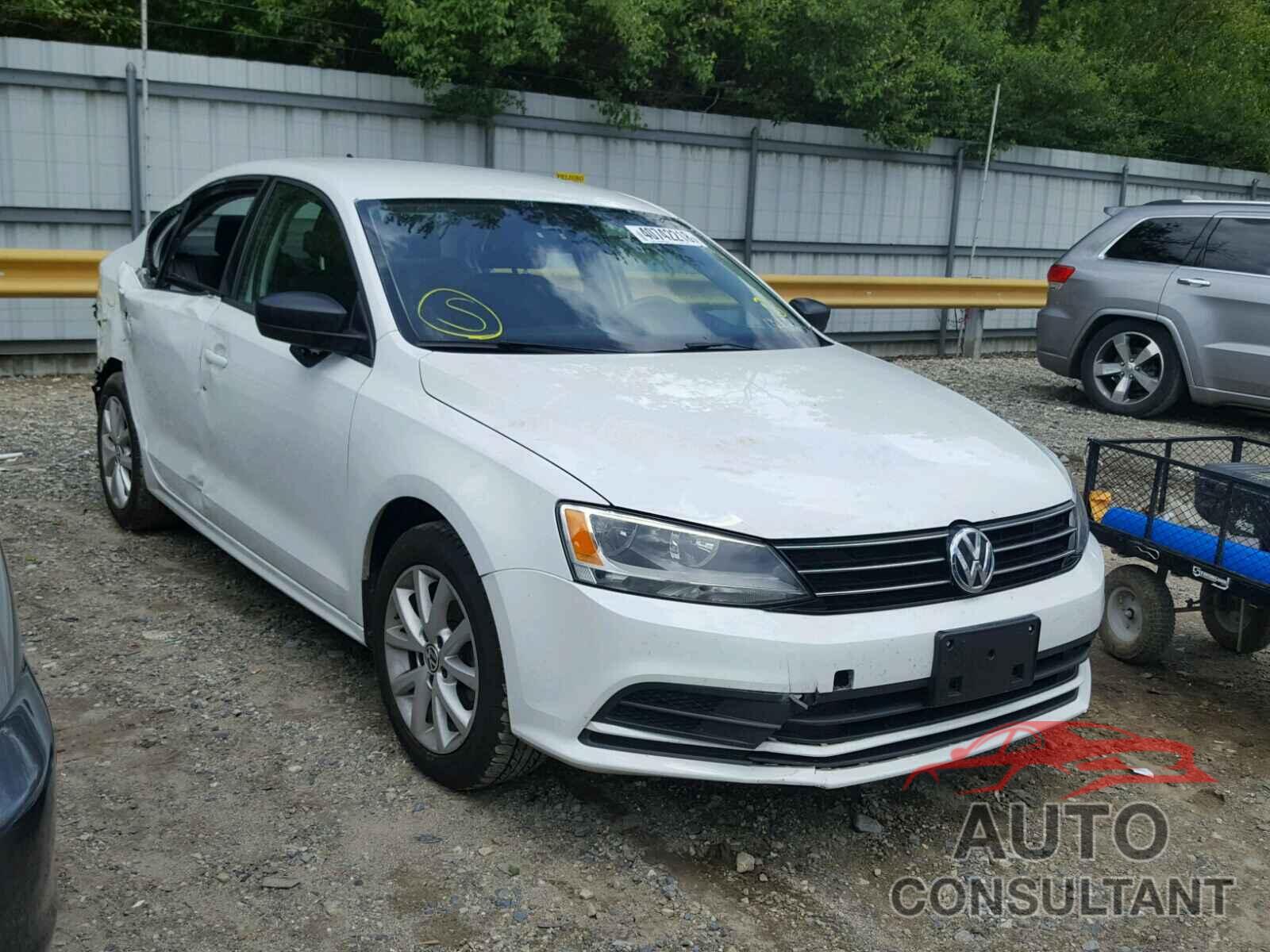 VOLKSWAGEN JETTA 2015 - 3VWD17AJXFM300307