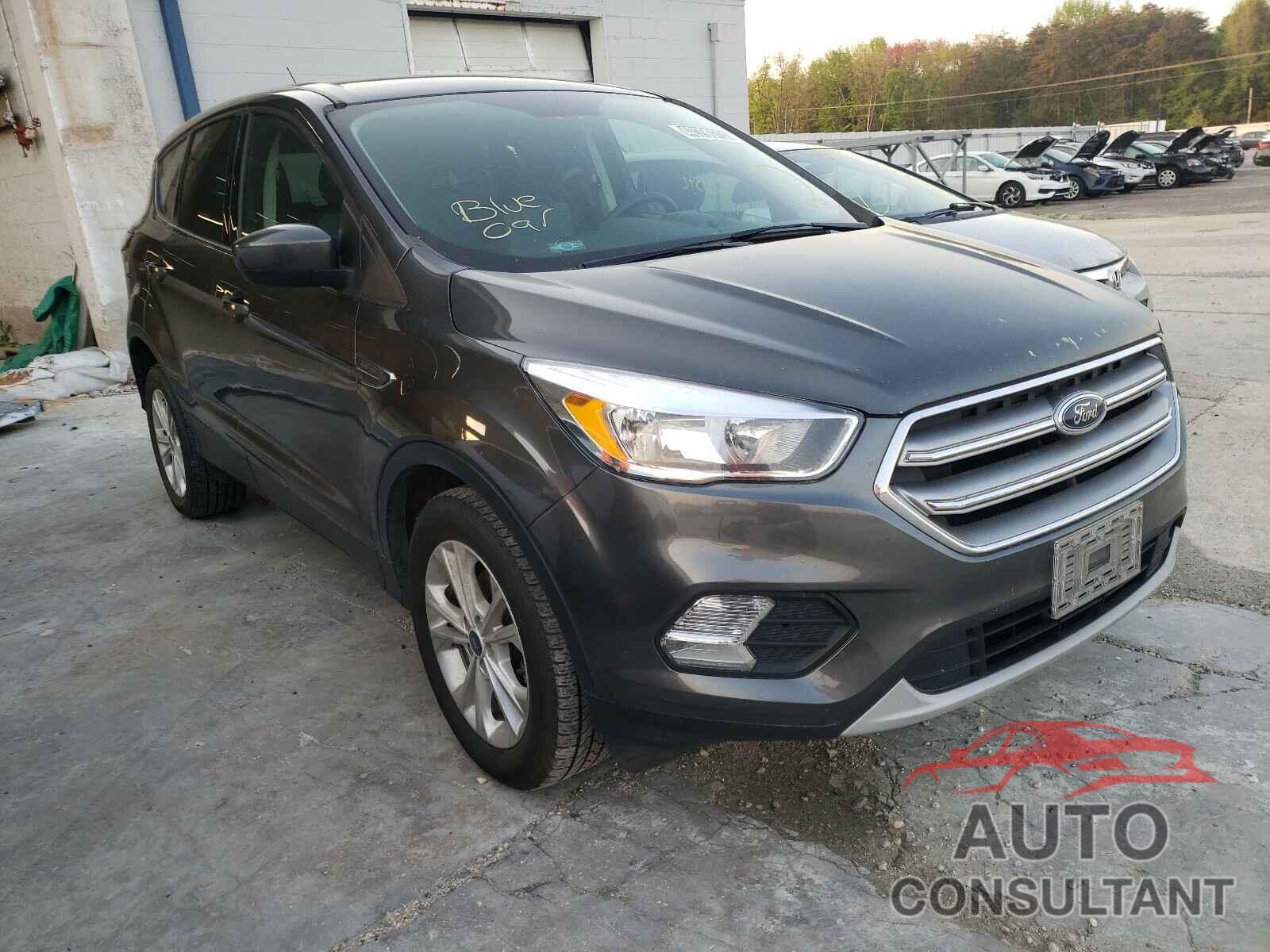 FORD ESCAPE 2017 - 1FMCU0GD7HUE24740
