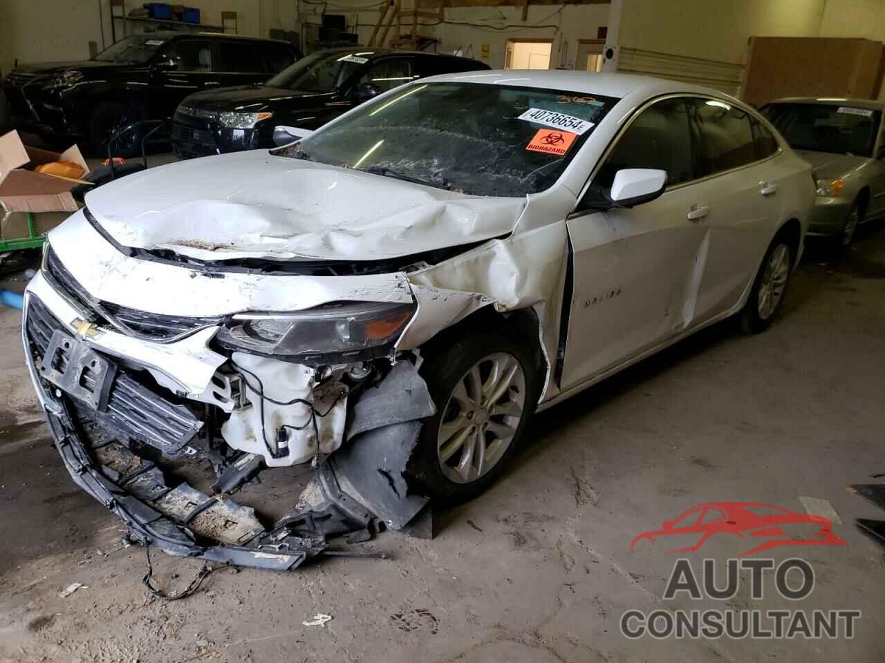 CHEVROLET MALIBU 2017 - 1G1ZE5ST1HF175355