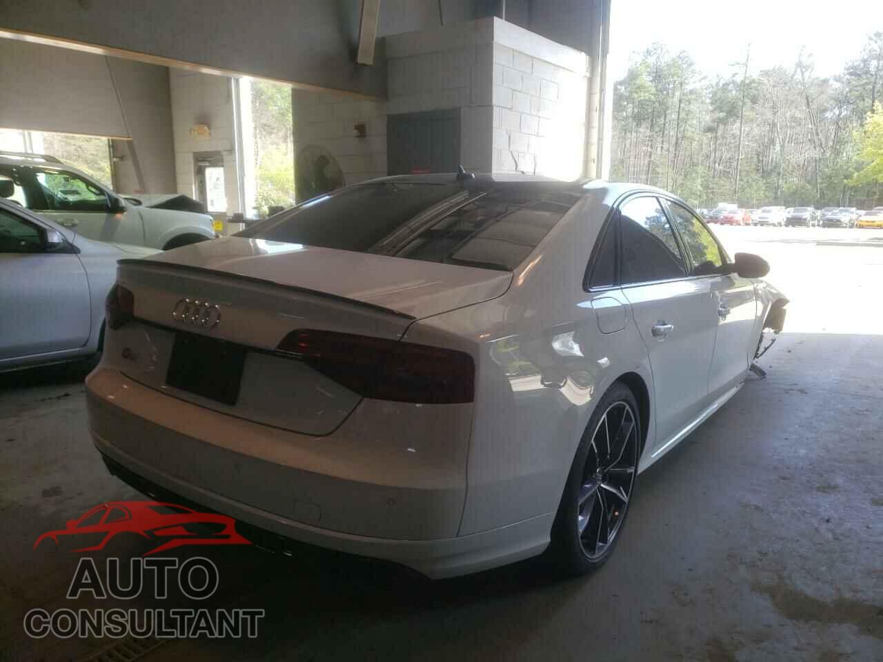 AUDI S8 2016 - WUAJ5AFD5GN900818