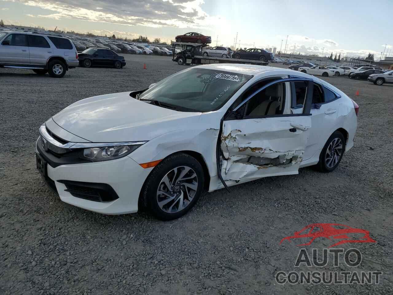 HONDA CIVIC 2018 - 2HGFC2F70JH510106