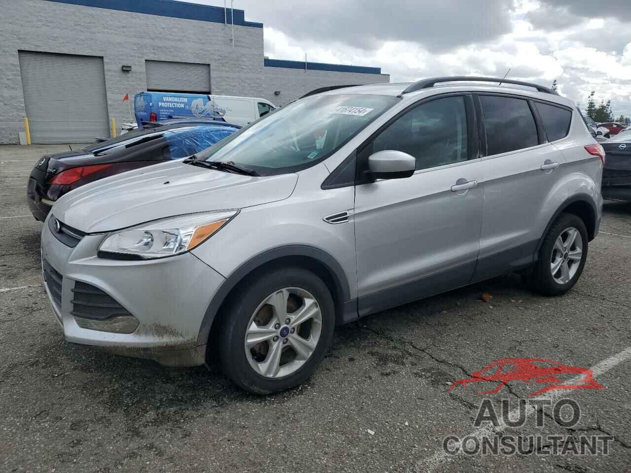 FORD ESCAPE 2016 - 1FMCU0GXXGUA93953