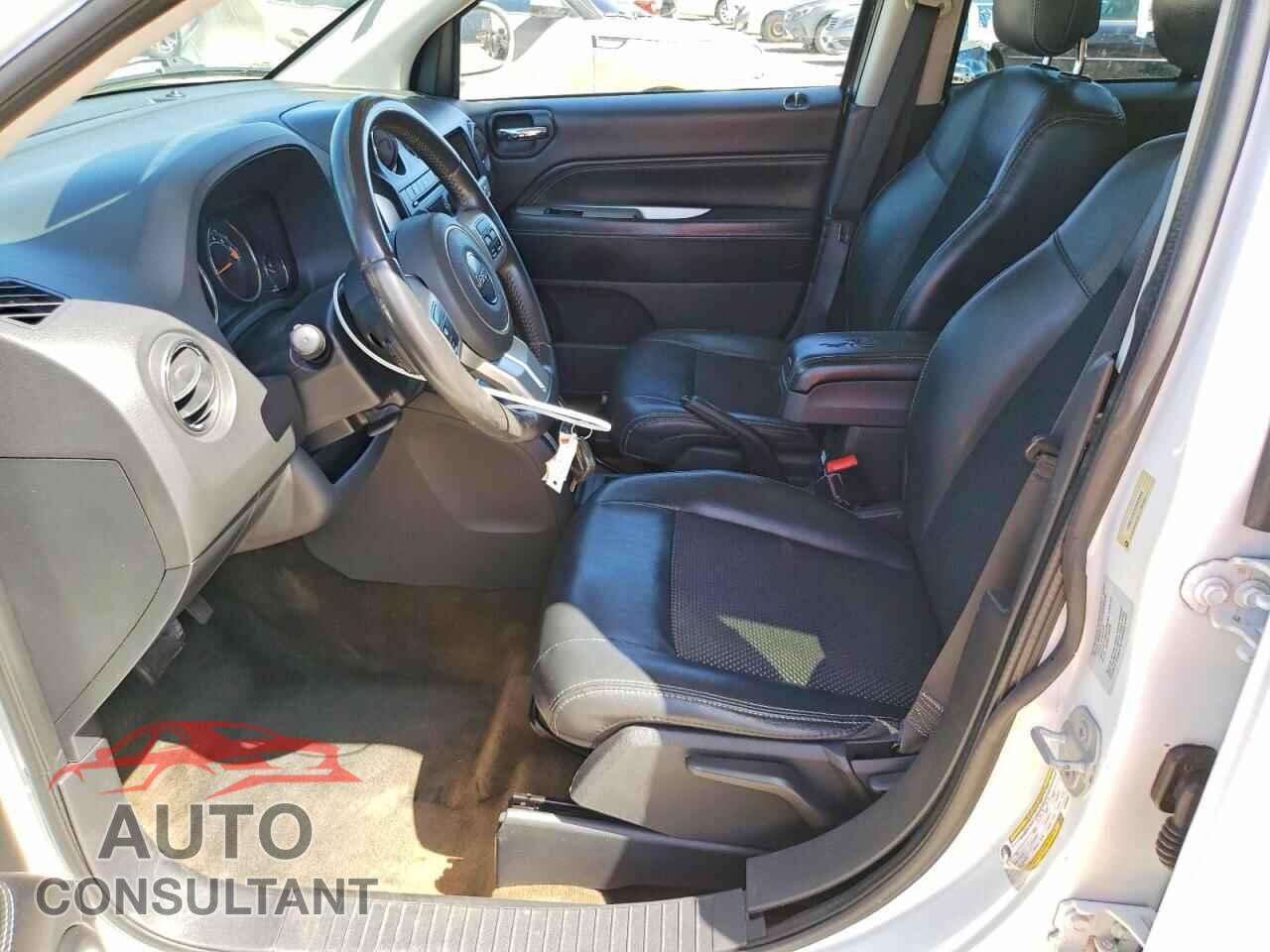 JEEP COMPASS 2016 - 1C4NJCEA8GD609068