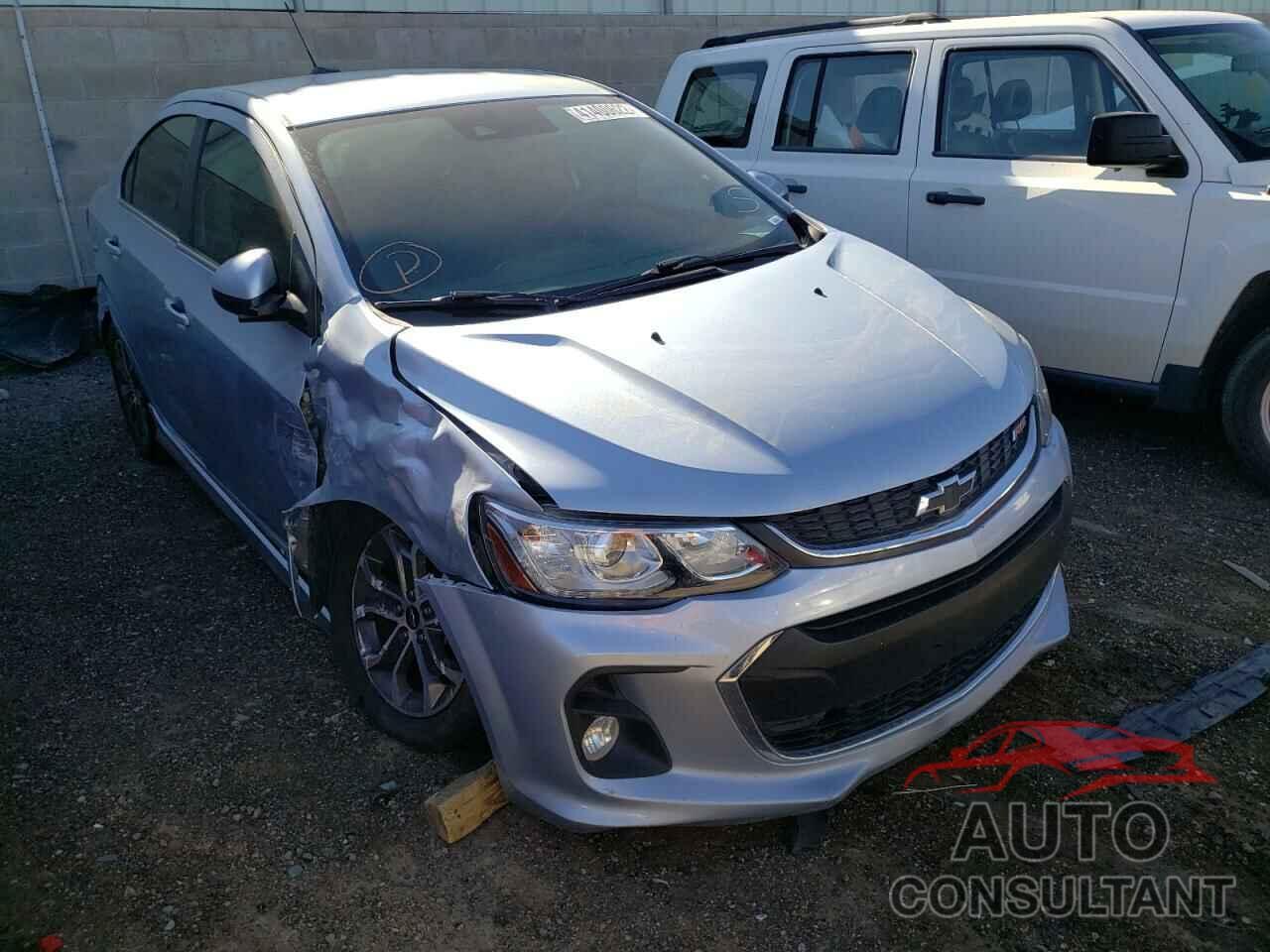 CHEVROLET SONIC 2018 - 1G1JD5SH4J4115325