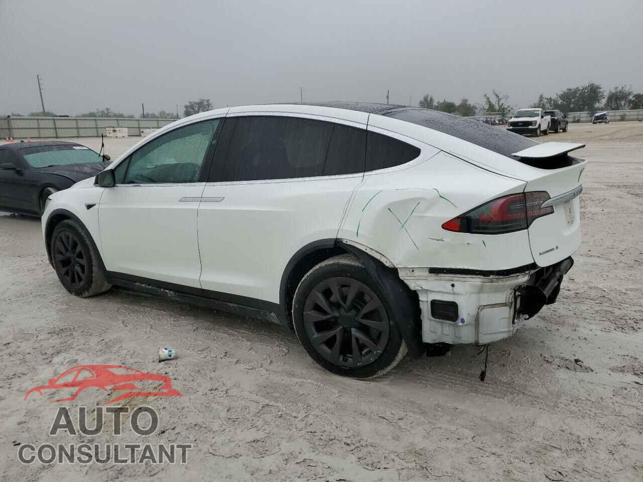 TESLA MODEL X 2017 - 5YJXCBE22HF076134