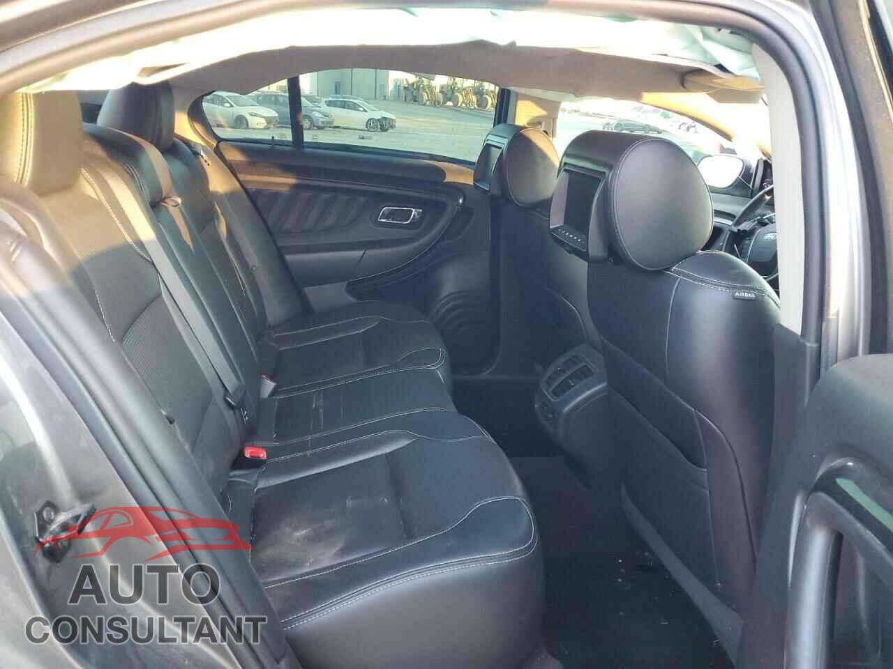 FORD TAURUS 2012 - 1FAHP2FW7CG121390