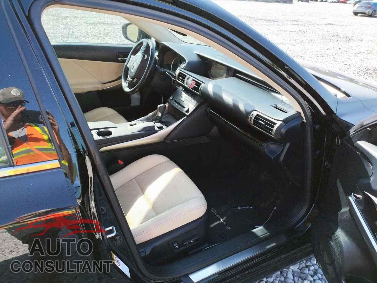 LEXUS IS 2016 - JTHBA1D29G5013364