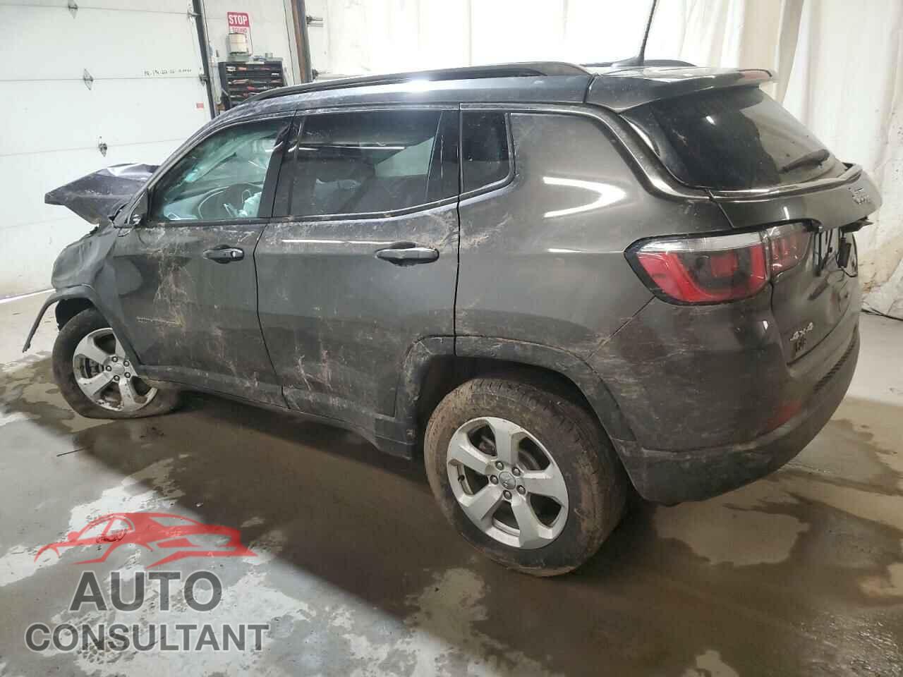 JEEP COMPASS 2018 - 3C4NJDBB0JT349561