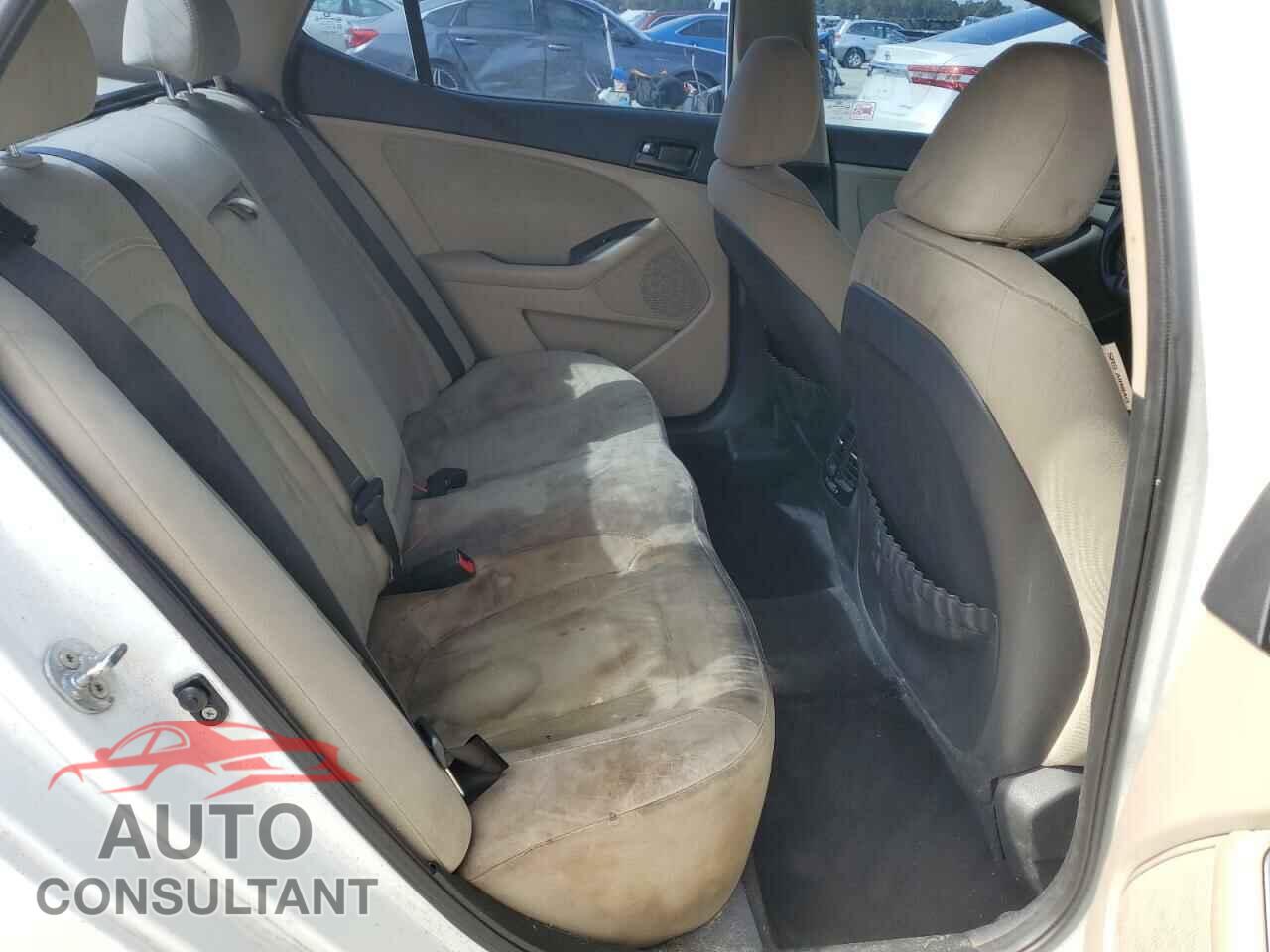 KIA OPTIMA 2011 - KNAGM4A76B5149070