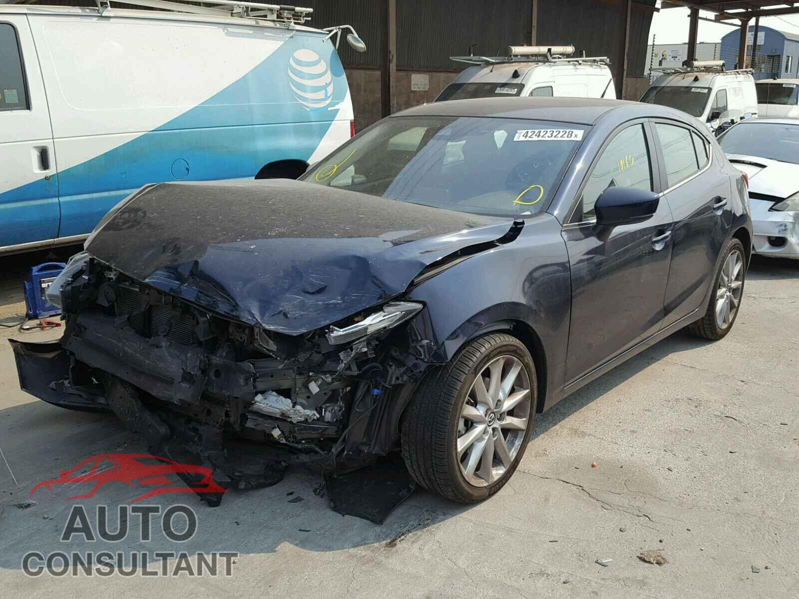 MAZDA 3 2017 - 3MZBN1L30HM150248