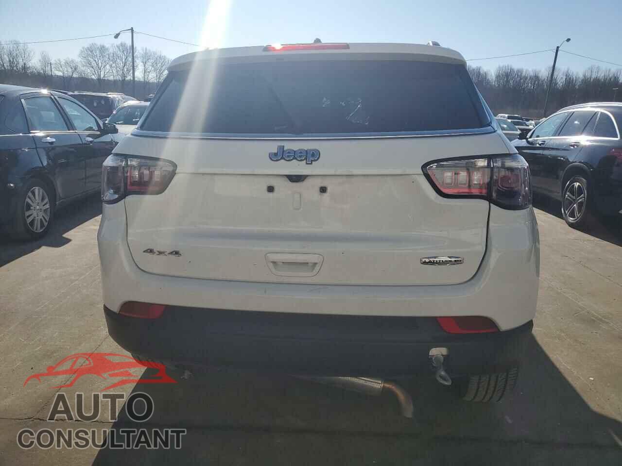 JEEP COMPASS 2022 - 3C4NJDFB4NT196621