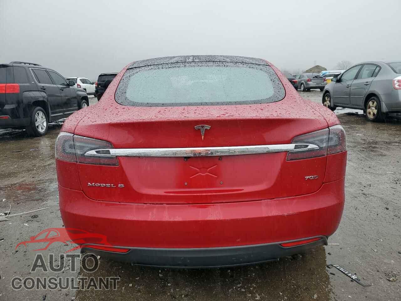 TESLA MODEL S 2015 - 5YJSA1E26FF115945