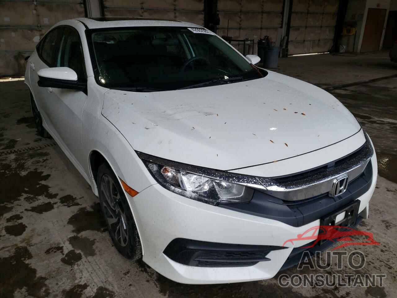 HONDA CIVIC 2018 - 2HGFC2F74JH555663